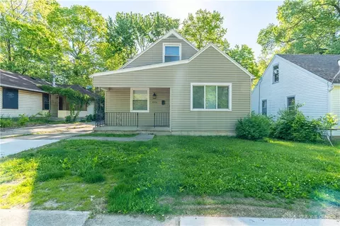 2016 Kipling Dr, Dayton, OH 45406