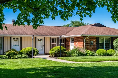 8764 Washington Colony Dr, Washington Township, OH 45458