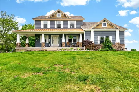 8929 Brandon Ln, Waynesville, OH 45068