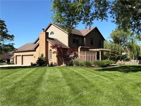 281 Southwood Trl, Dayton, OH 45440