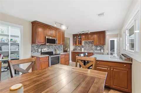 Kitchen - 3808 Pobst Dr, Kettering, OH 45420 photo 1 of 10