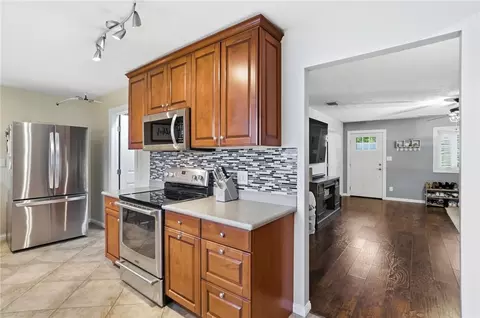 Kitchen - 3808 Pobst Dr, Kettering, OH 45420 photo 6 of 10