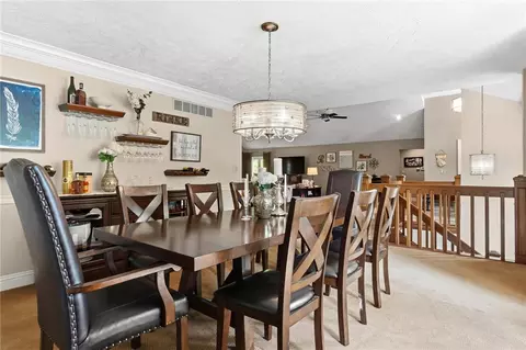 Dining - 8711 Toftrees Ln, Springboro, OH 45066 photo 2 of 4