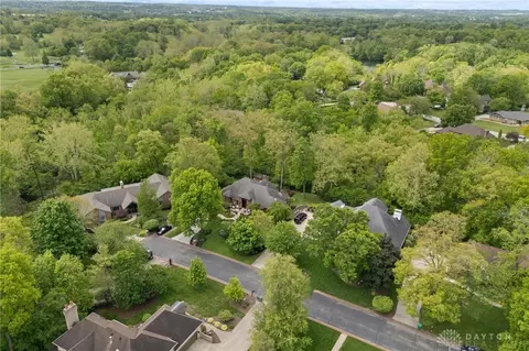 View/Area - 8711 Toftrees Ln, Springboro, OH 45066 photo 2 of 5
