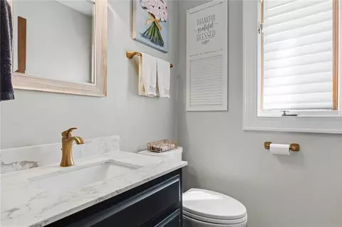 Bath - 8711 Toftrees Ln, Springboro, OH 45066 photo 1 of 7