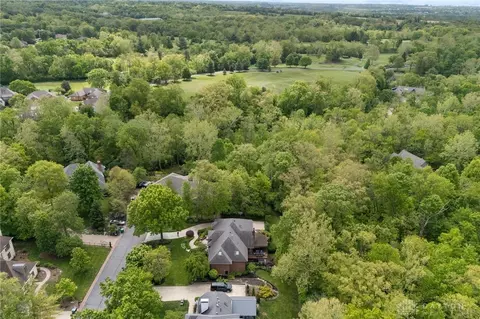 View/Area - 8711 Toftrees Ln, Springboro, OH 45066 photo 3 of 5