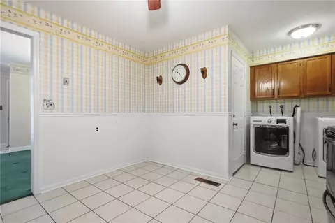 Other - 812 Hollendale Dr, Kettering, OH 45429 photo 1 of 5