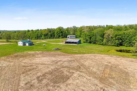 8598 Deadfall Rd, Hillsboro, OH 45133