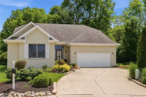 55 Heatherglen Ct, Springboro, OH 45066