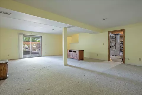 Living - 9905 Shawnee Trl, Centerville, OH 45458 photo 8 of 8