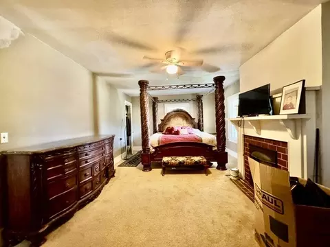 Bedroom - 29 Oakland Ct, Springfield, OH 45505 photo 3 of 10