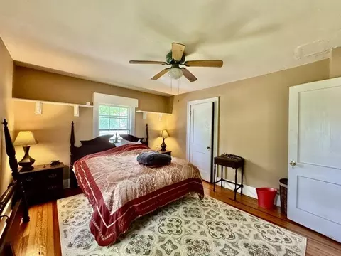 Bedroom - 29 Oakland Ct, Springfield, OH 45505 photo 8 of 10