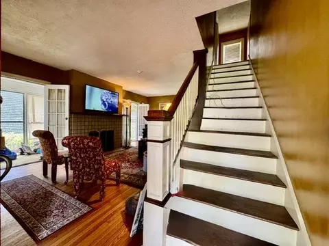 Entry Way - 29 Oakland Ct, Springfield, OH 45505 photo 1 of 3