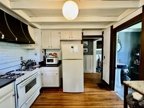 Kitchen - 29 Oakland Ct, Springfield, OH 45505 photo 7 of 7