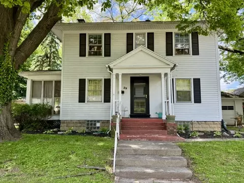 Exterior - 29 Oakland Ct, Springfield, OH 45505 photo 1 of 16