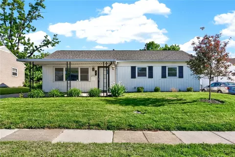2437 N Aragon Ave, Kettering, OH 45420