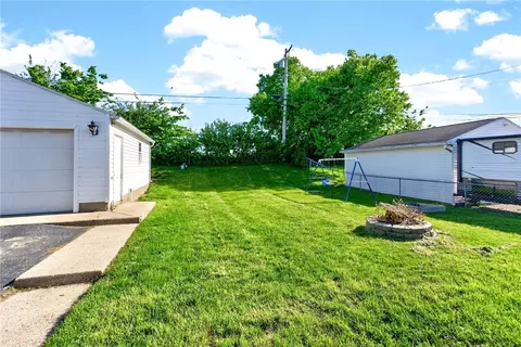 Exterior - 2437 N Aragon Ave, Kettering, OH 45420 photo 6 of 8