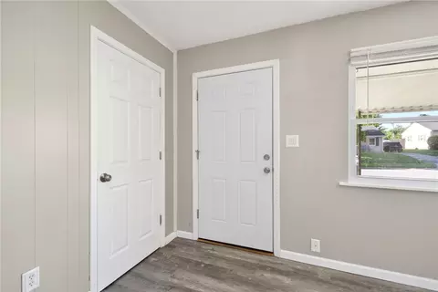 Entry Way - 2437 N Aragon Ave, Kettering, OH 45420 photo 1 of 1