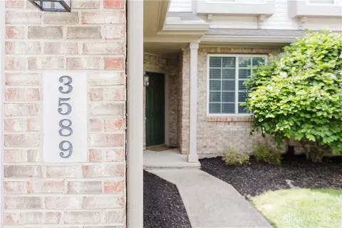 3589 Sequoia Dr, Beavercreek, OH 45431