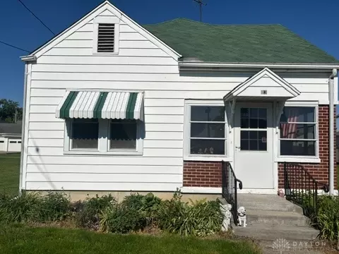 13 Elm St, Phillipsburg, OH 45354