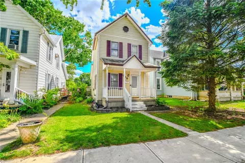 908 E Pearl St, Miamisburg, OH 45342