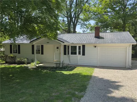 3690 North Dr, Greenville, OH 45331