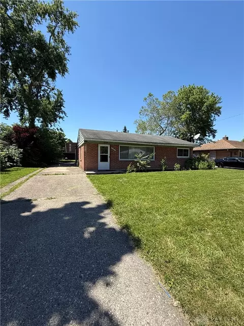 3791 Kingswood Dr, Dayton, OH 45429