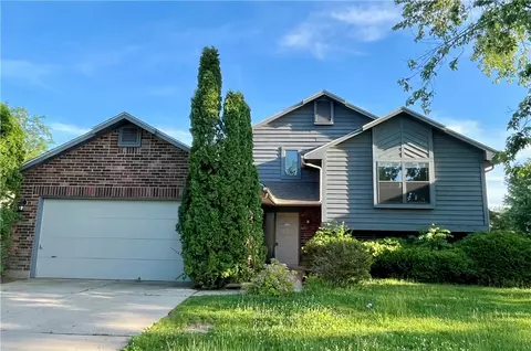 6508 Shull Rd, Dayton, OH 45424