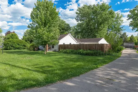 Exterior - 1012 Wiles Dr, Kettering, OH 45419 photo 7 of 7