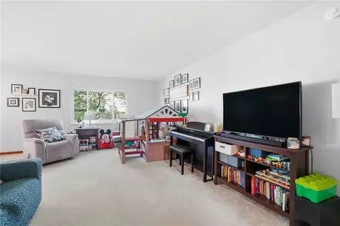 Living - 5025 Artesia Dr, Kettering, OH 45440 photo 1 of 5