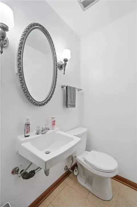 Bath - 5025 Artesia Dr, Kettering, OH 45440 photo 2 of 8