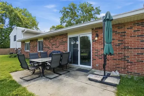 Exterior - 5025 Artesia Dr, Kettering, OH 45440 photo 11 of 12