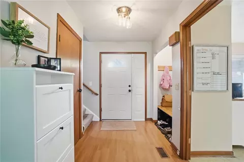 Entry Way - 5025 Artesia Dr, Kettering, OH 45440 photo 1 of 2
