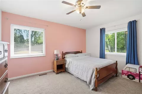 Bedroom - 5025 Artesia Dr, Kettering, OH 45440 photo 6 of 8