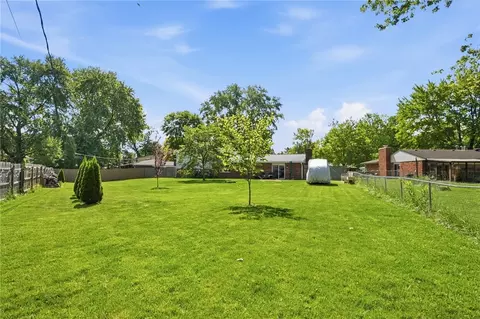 Exterior - 5025 Artesia Dr, Kettering, OH 45440 photo 8 of 12