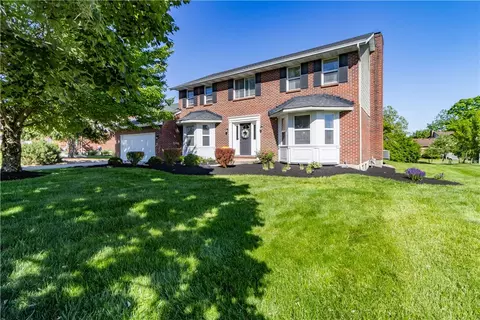 8049 Plantation Dr, West Chester Twp, OH 45069