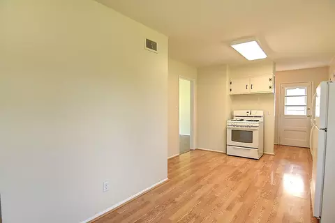 Kitchen - 2533 Bingham Ave, Kettering, OH 45420 photo 2 of 3