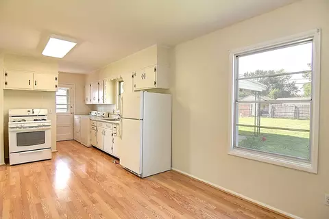 Kitchen - 2533 Bingham Ave, Kettering, OH 45420 photo 1 of 3
