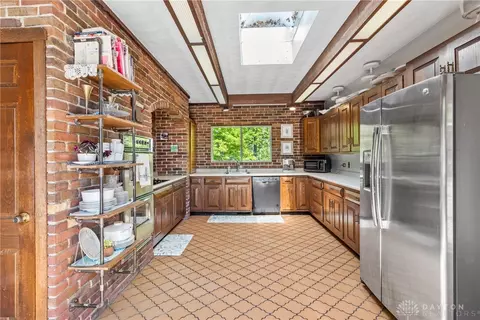 265 Bonham Rd, Cincinnati, OH 45215 photo 19
