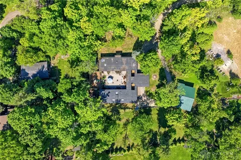 265 Bonham Rd, Cincinnati, OH 45215 photo 5