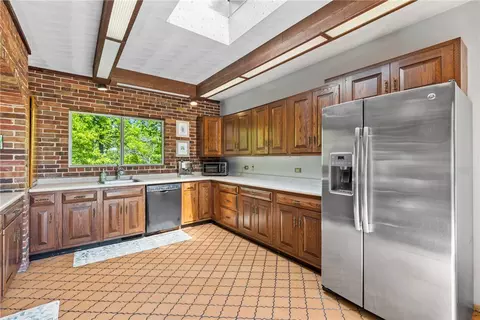 265 Bonham Rd, Cincinnati, OH 45215 photo 21
