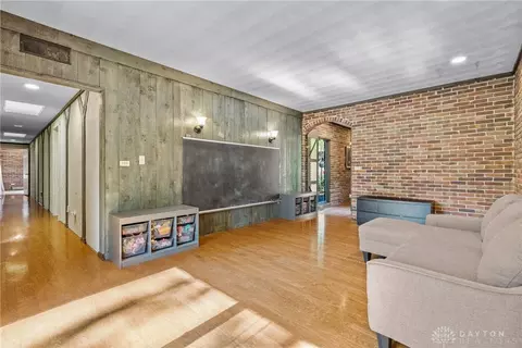 265 Bonham Rd, Cincinnati, OH 45215 photo 29