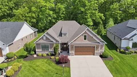 915 Hidden Branches Dr, Washington Township, OH 45458