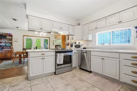 Kitchen - 1201 Stephens Rd, Sidney, OH 45365 photo 6 of 8