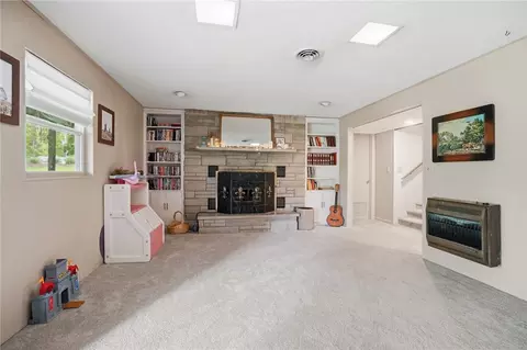 Living - 1201 Stephens Rd, Sidney, OH 45365 photo 14 of 17