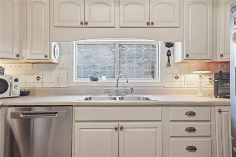 Kitchen - 1201 Stephens Rd, Sidney, OH 45365 photo 4 of 8
