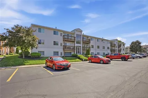 5611 E Coach Dr #H, Kettering, OH 45440