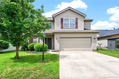 3927 Augusta Rd, Miamisburg, OH 45342