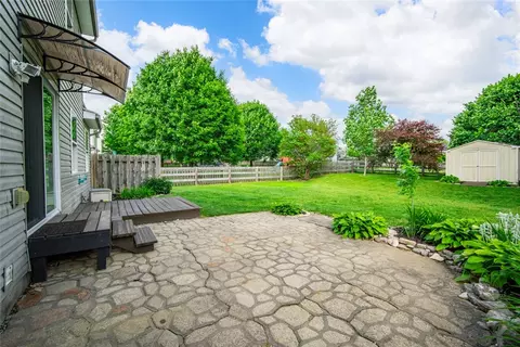 Exterior - 80 Cambridge Dr, Springboro, OH 45066 photo 6 of 6