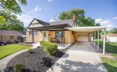 3112 Windy Knoll Ln, Cincinnati, OH 45239